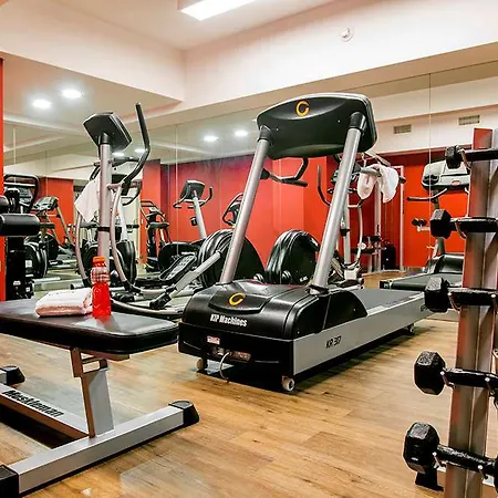 ARC Arenales Studios&Suites 